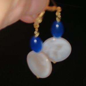 Pair of earrings